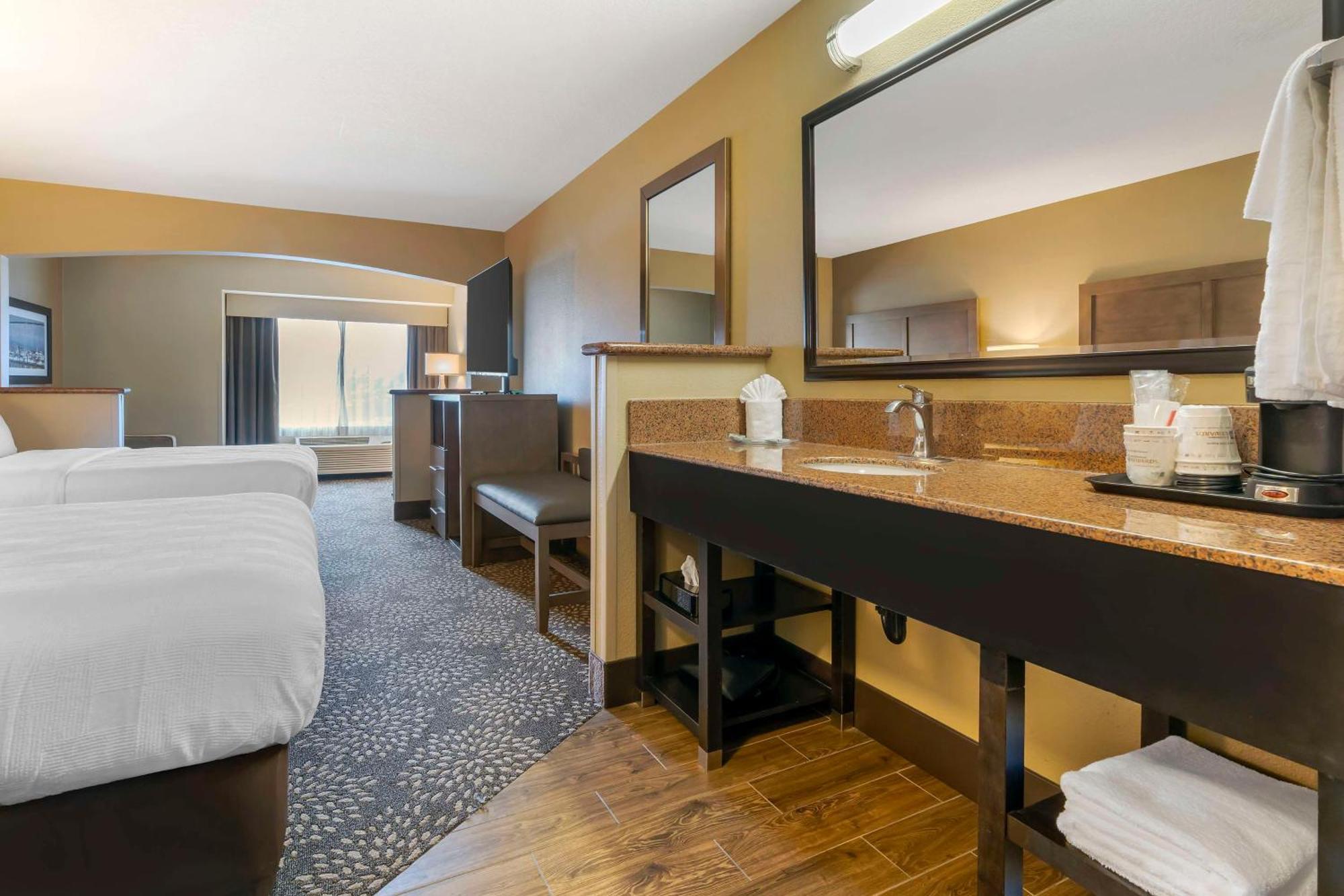 Best Western Columbia River Waterfront Hotel Astoria Ngoại thất bức ảnh