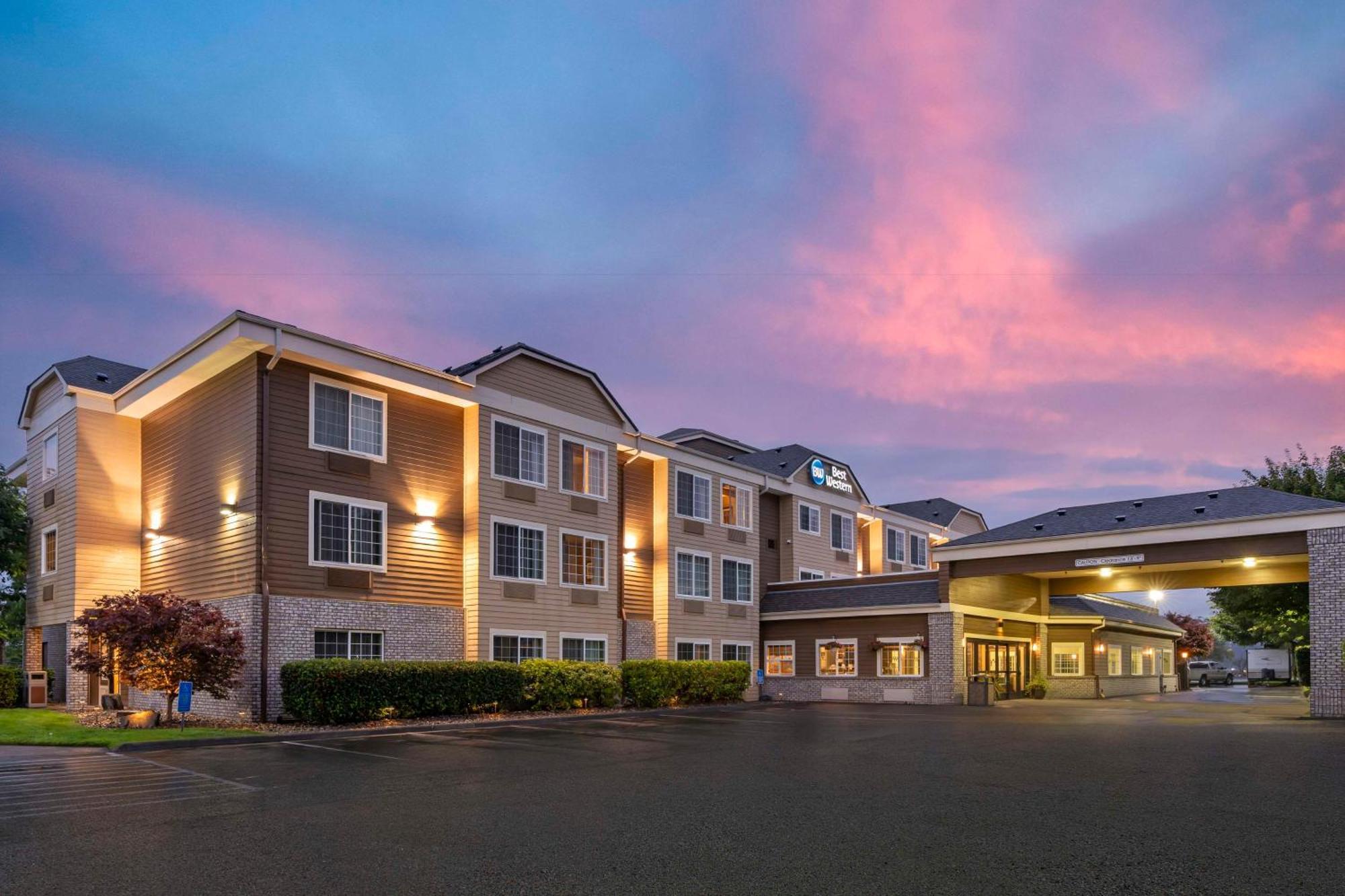 Best Western Columbia River Waterfront Hotel Astoria Ngoại thất bức ảnh